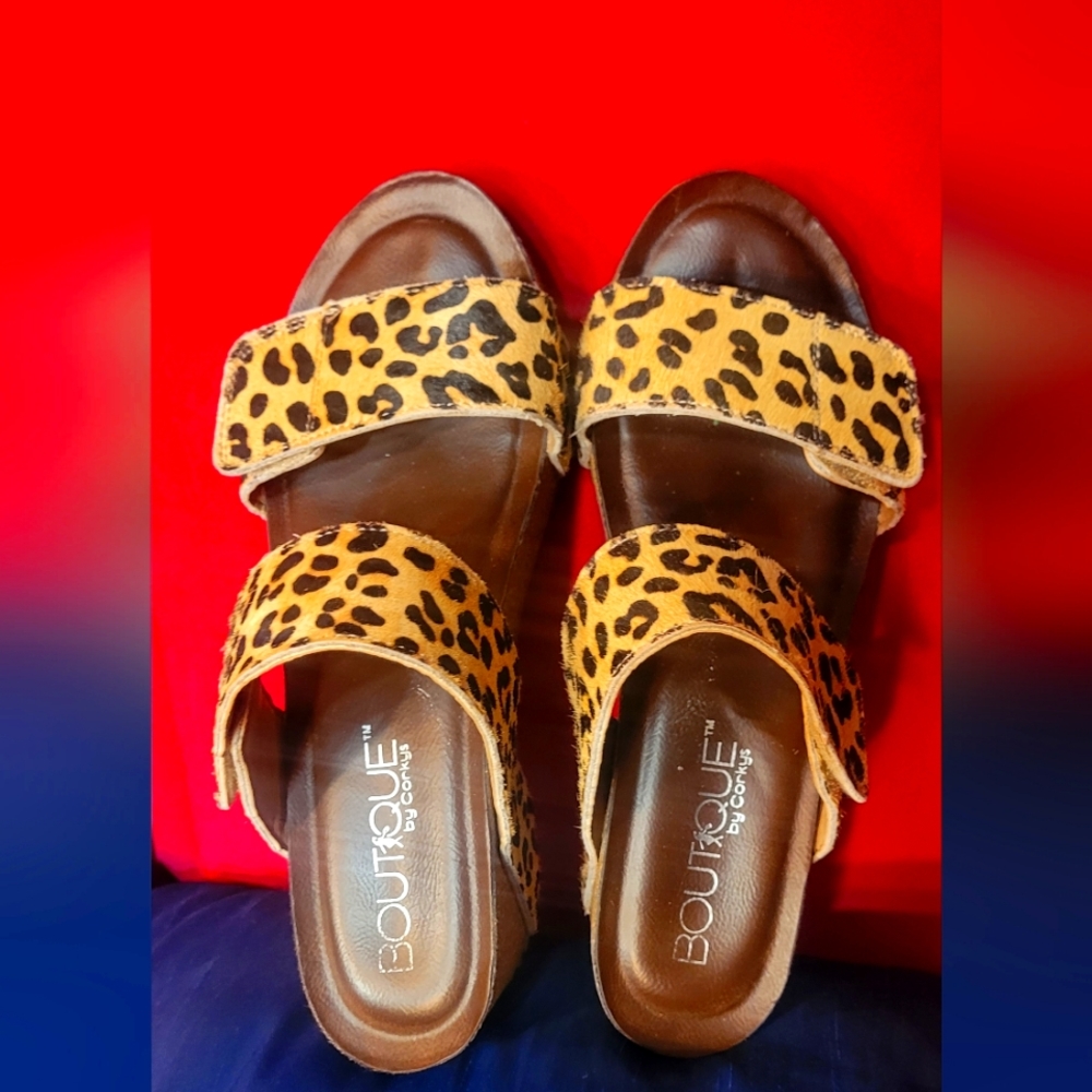 Boutique by Corkeys Shaw Leopard Sandal Size 10 ♥️